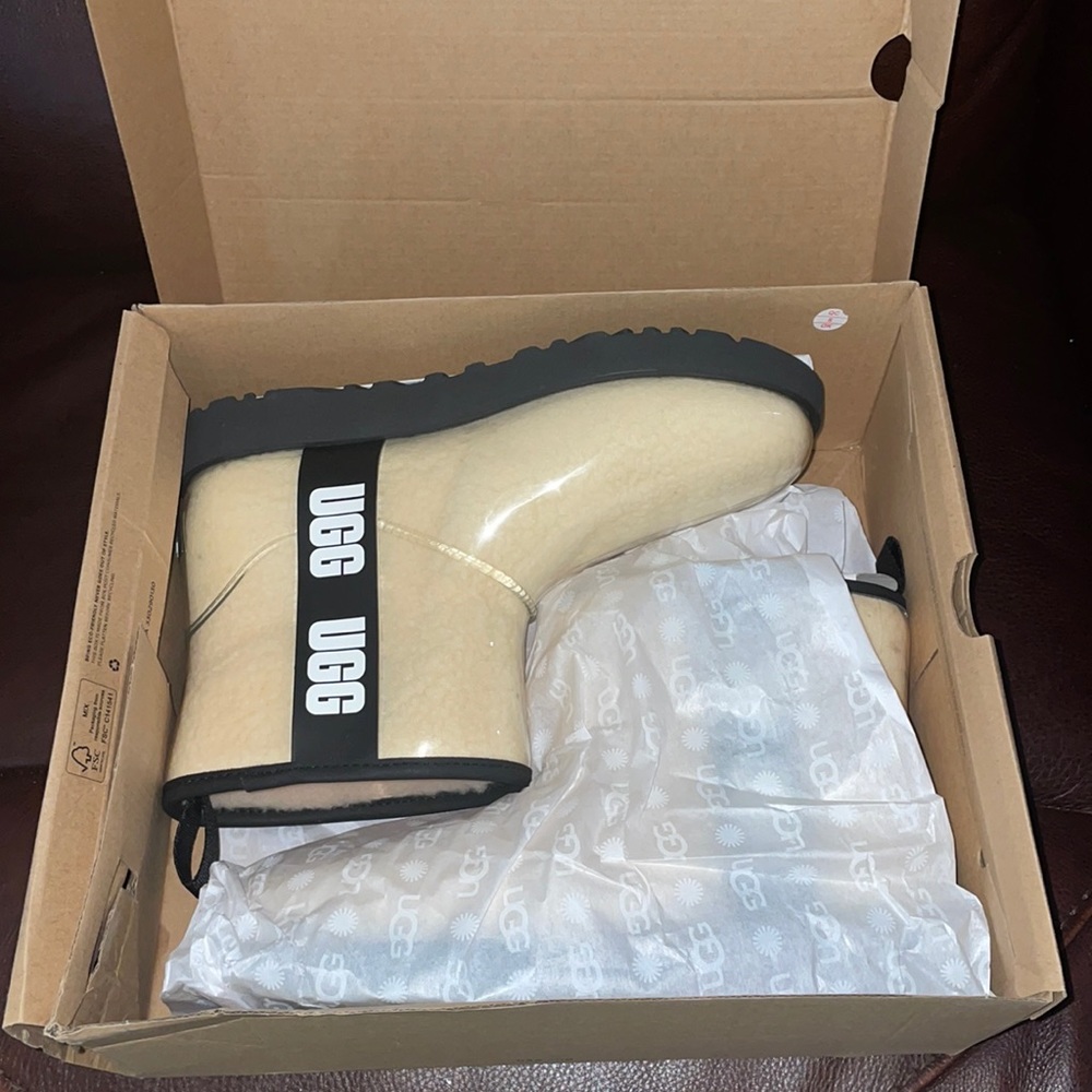 Boots classic clear mini